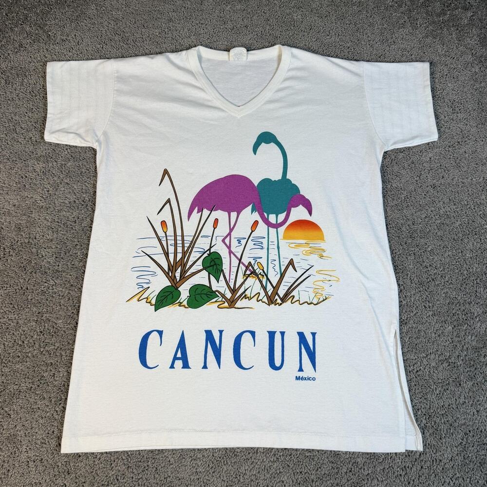 Cancun Shirt Womens OS White Flamingo Graphic V-Neck Mexico Souvenir Tourist